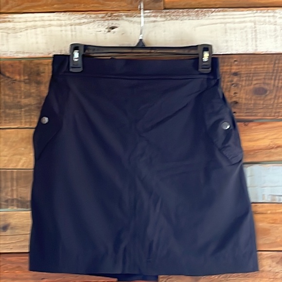 Athleta Vienna Cargo Skort - Picture 5 of 9